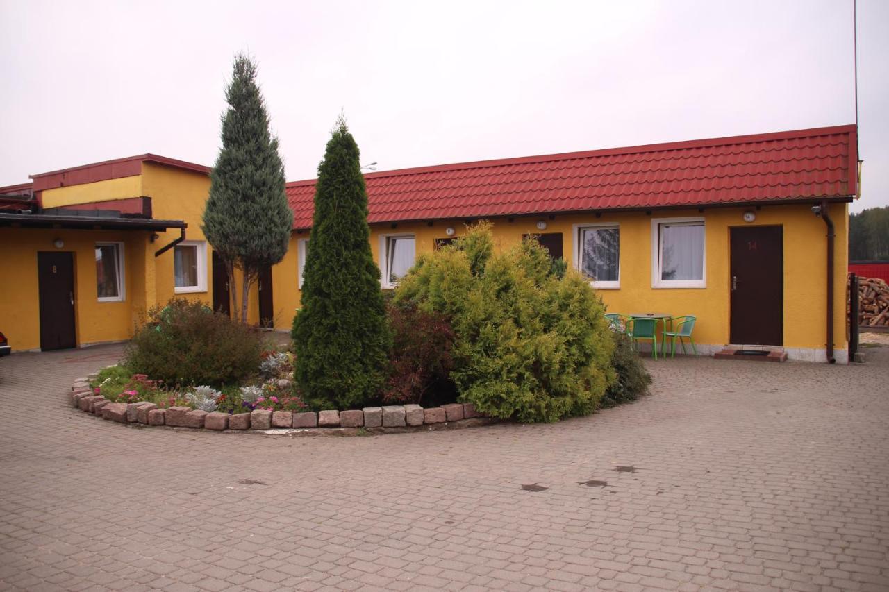 Zajazd Pod Kominkiem - Brzoza Kolo Torunia Exteriér fotografie